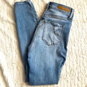 High Rise Distress Ankle Skinny Size 5 by Cello